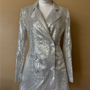 Nasty Gal Shimmering Silver Sequin Collar